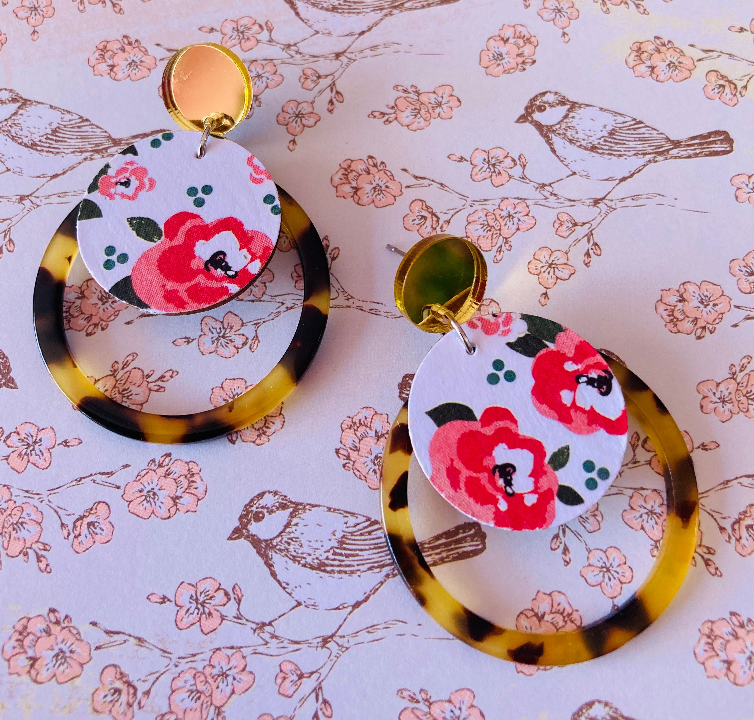 Tortoiseshell & floral mix earrings