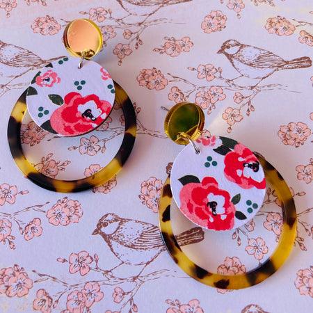 Tortoiseshell & floral mix earrings