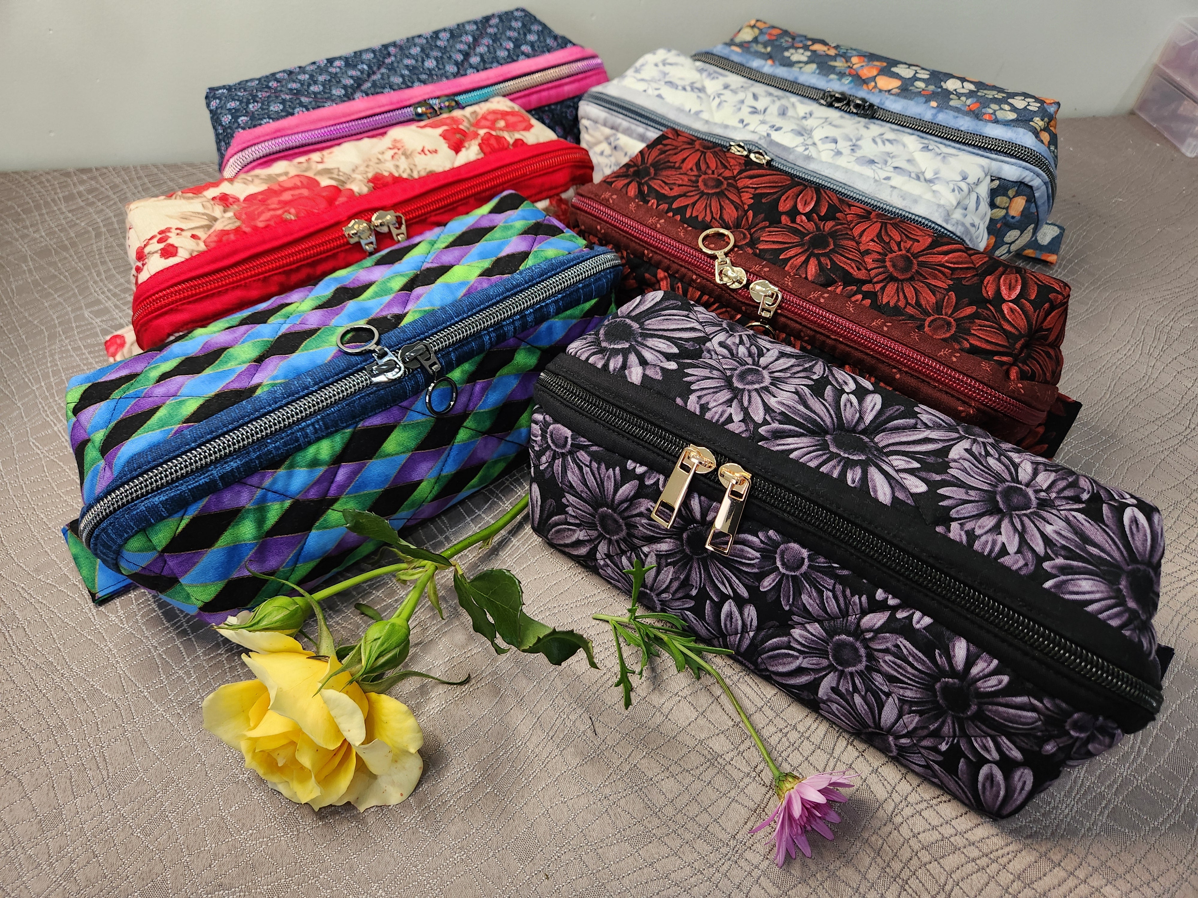 Open Tray Zippered Pouch