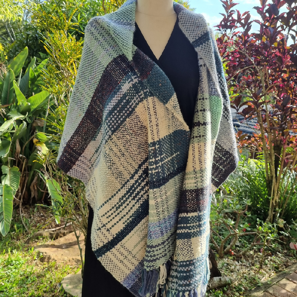 australian-artist-handmade-handwoven-blue-wool-shawl-2