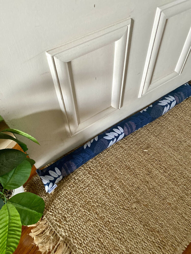 Doorsnake 'Protea Stems Navy'