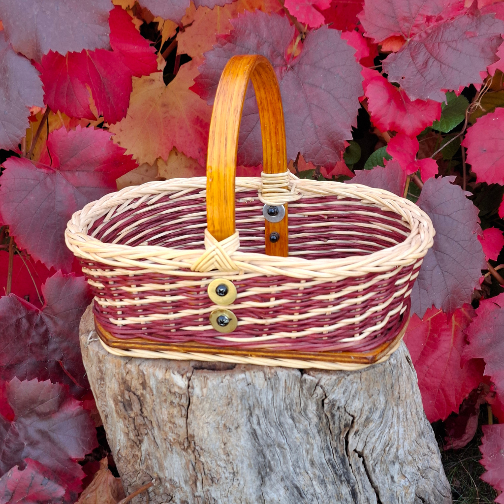 Small rectangular brown and natural basket.