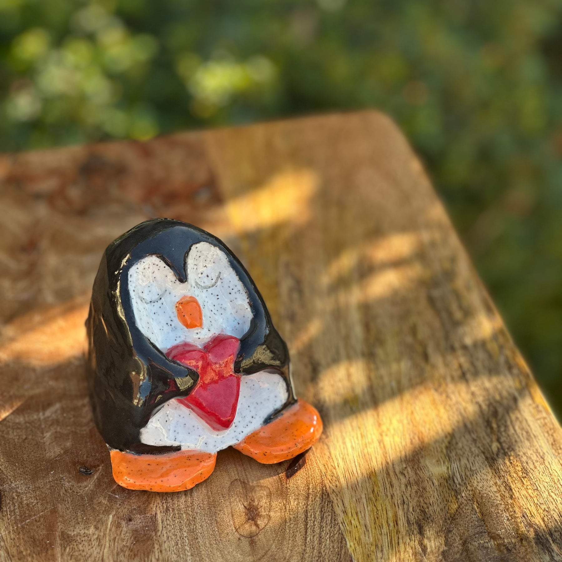 Penguin with Heart – Ceramic collectable