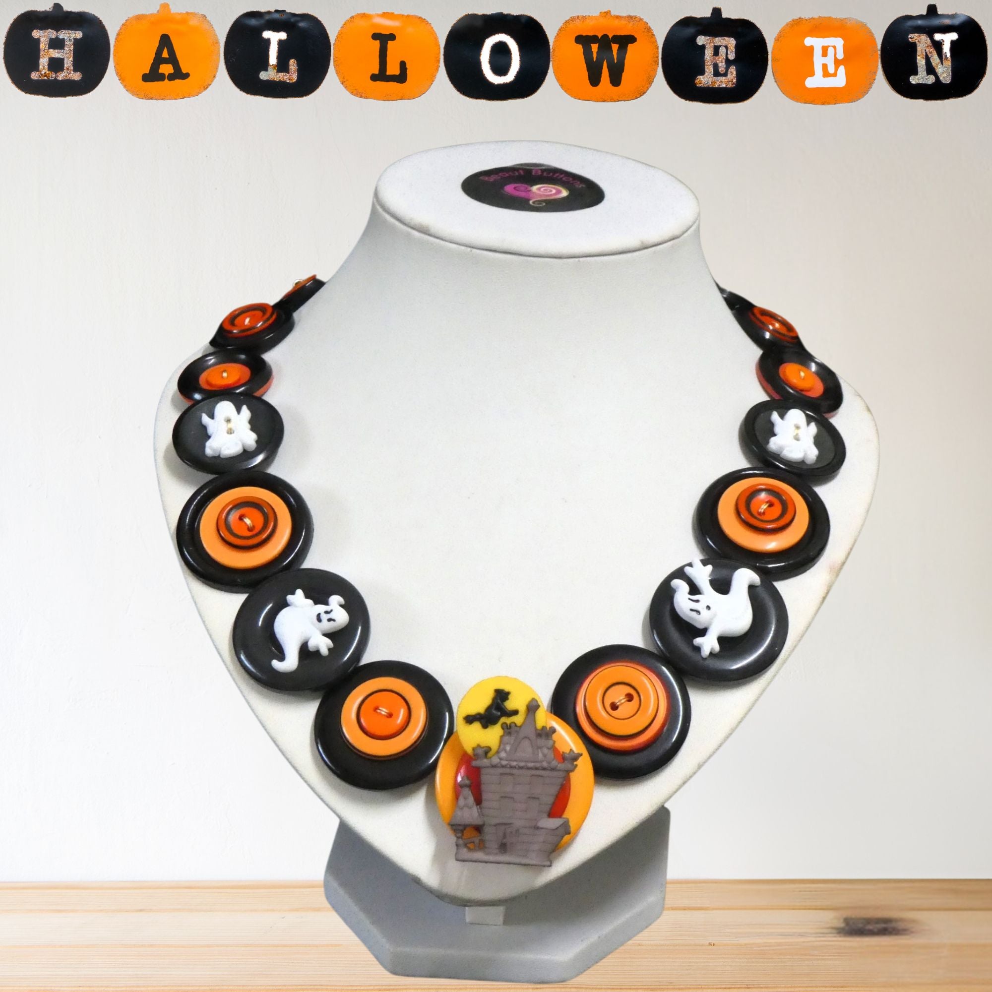 Halloween necklace - Just Spooky
