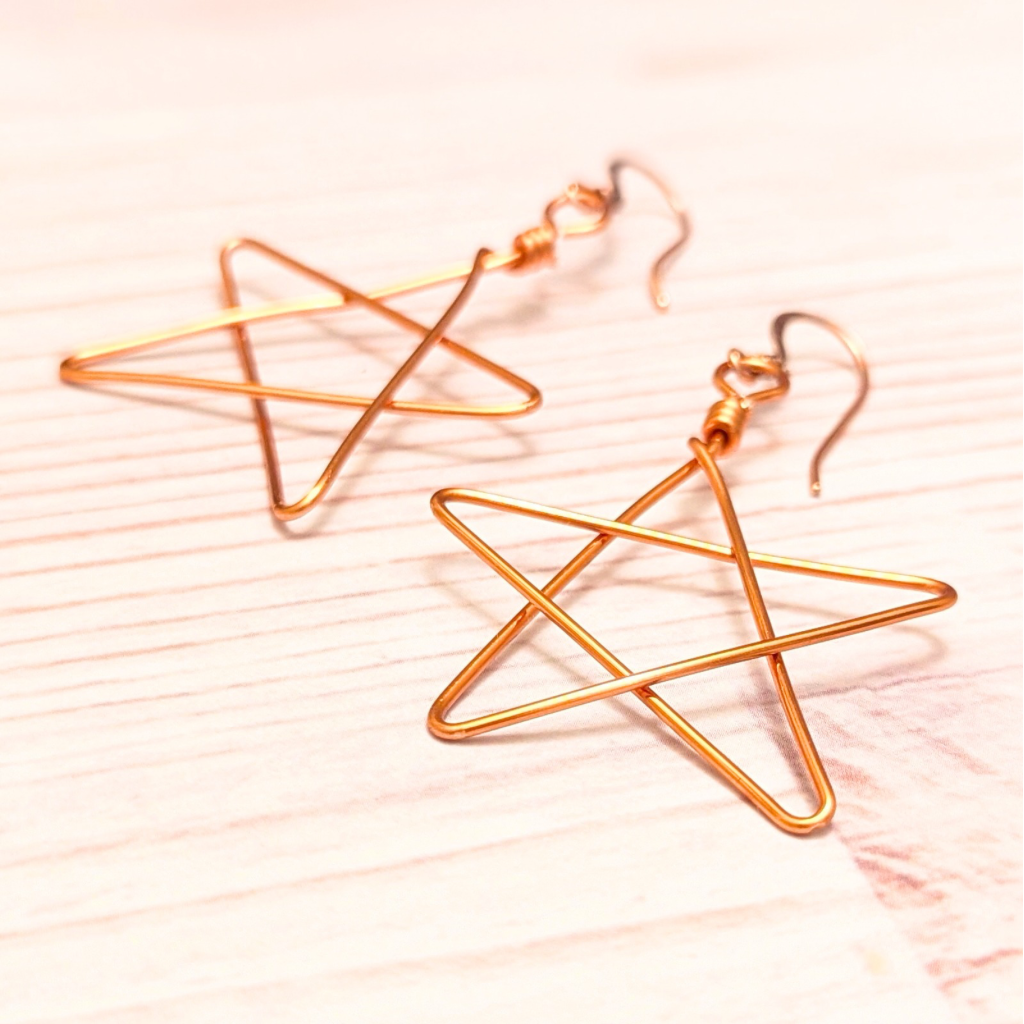 Christmas star earrings - Handmade - Wire art