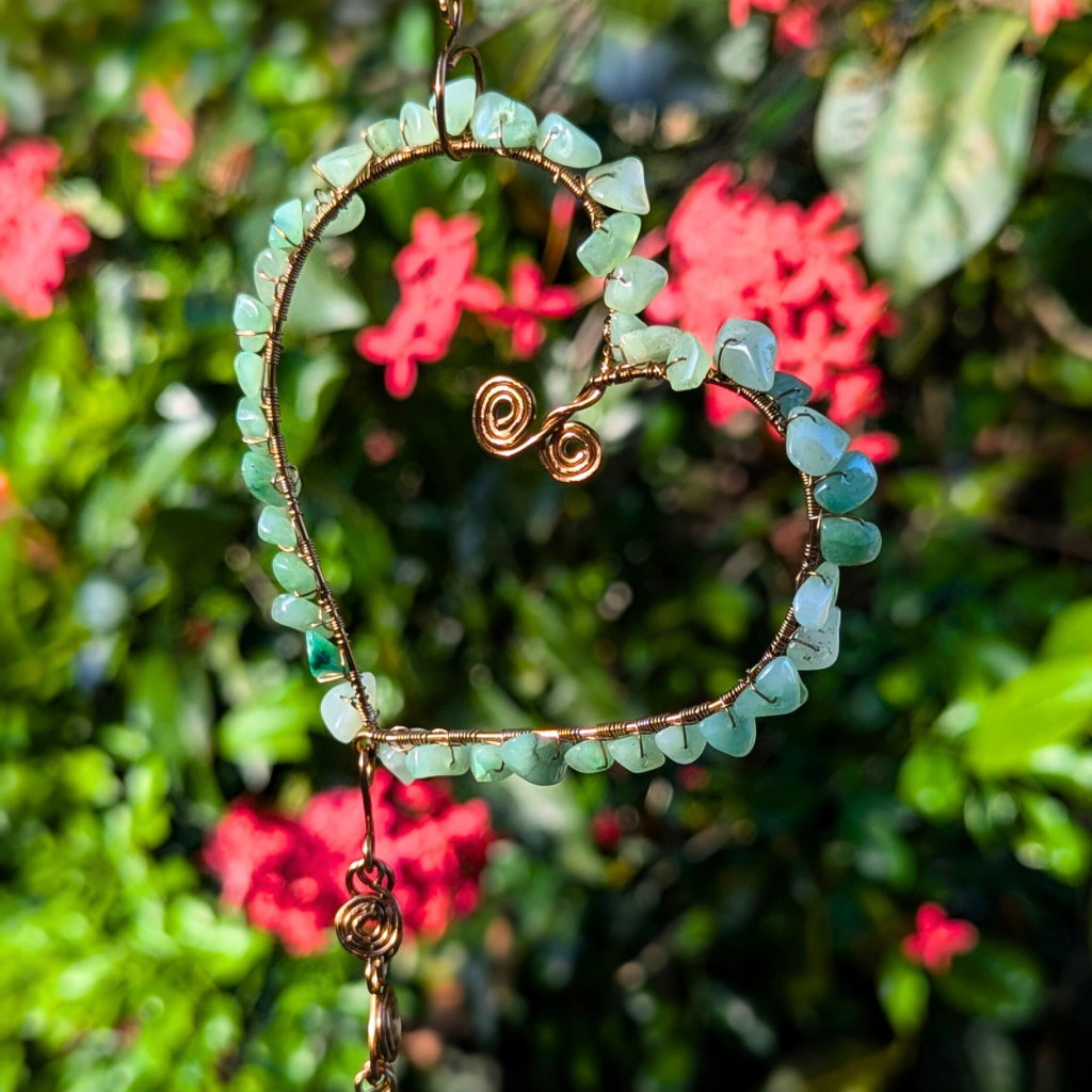 Green aventurine heart suncatcher - Whimsical - Wire art