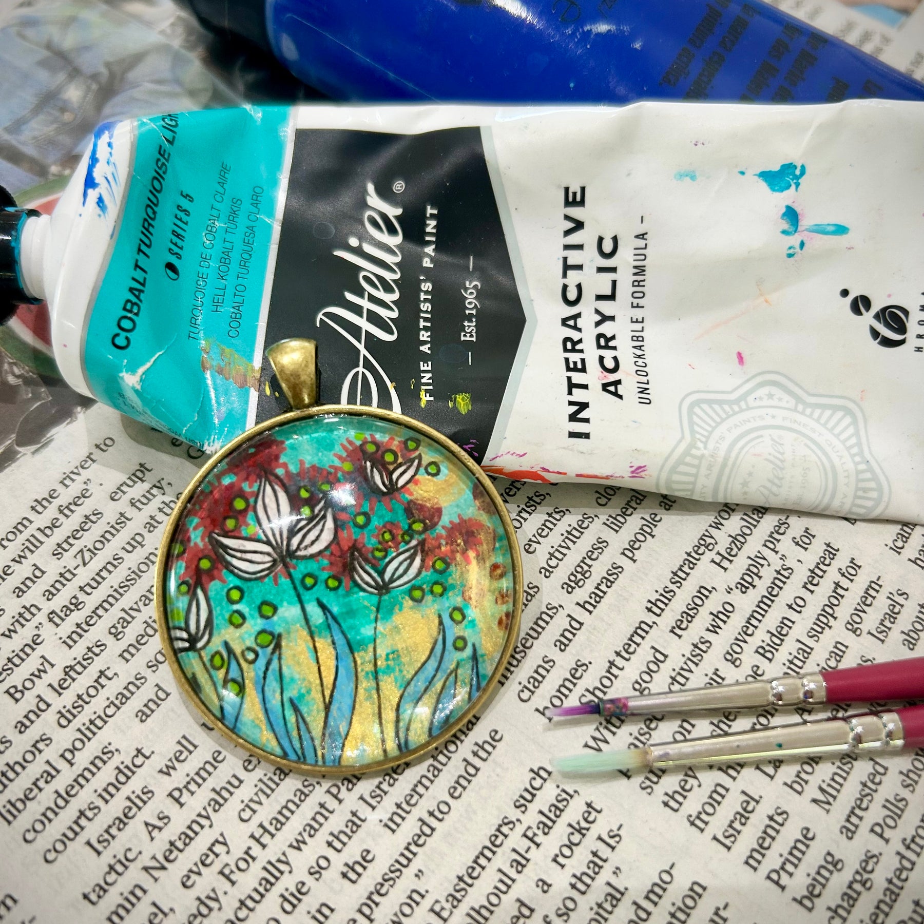Hand-painted necklace : Emerald Earth