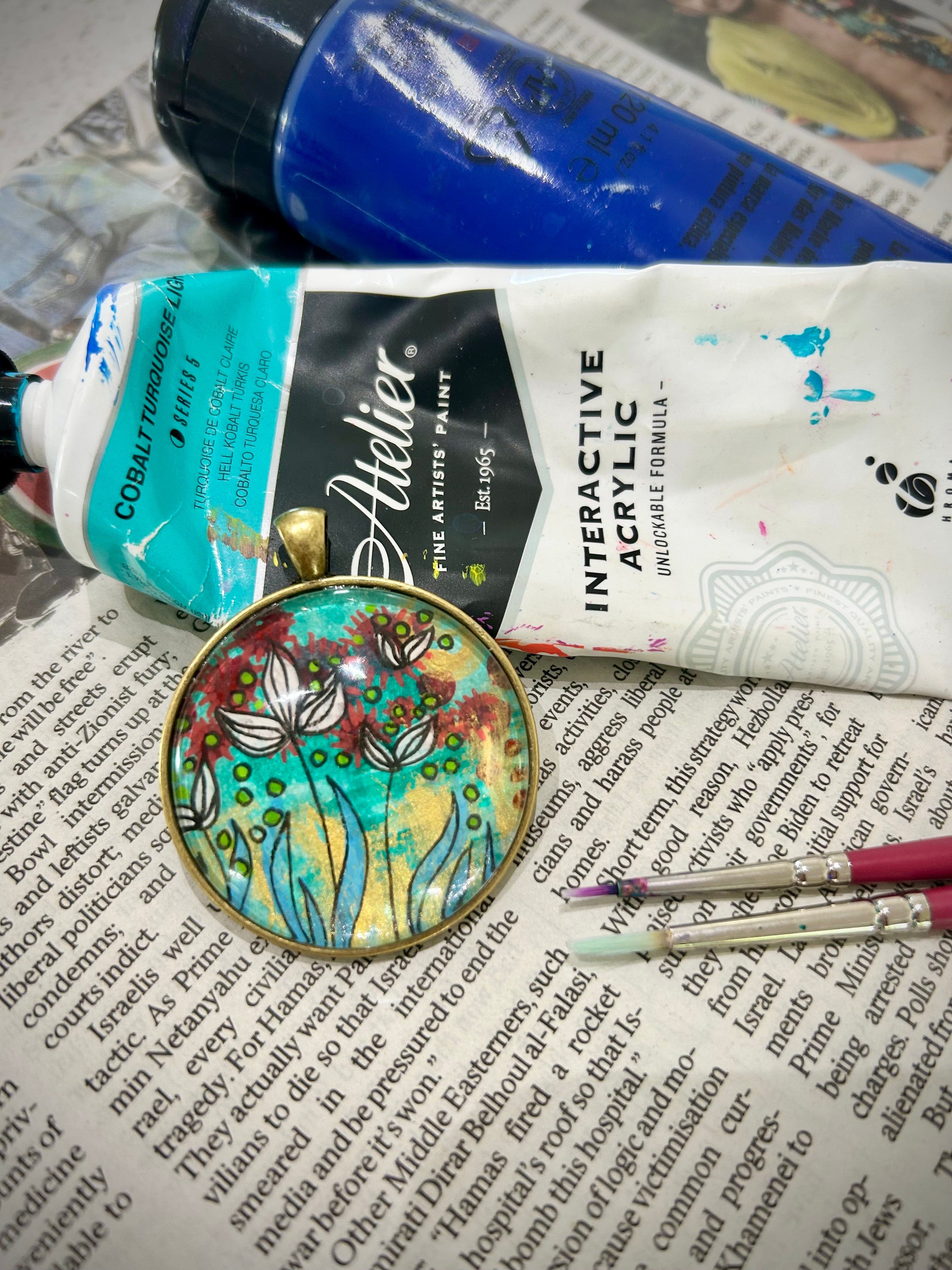 Hand-painted necklace : Emerald Earth