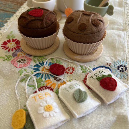 Mummy and me, tea set, play kitchen, learn through play