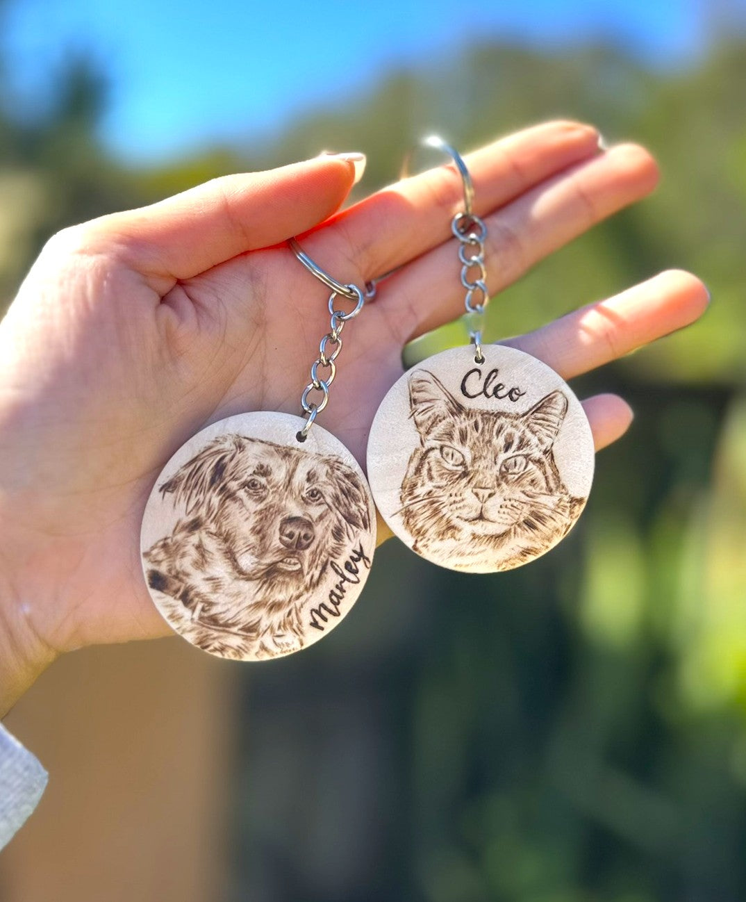 Custom Pet Portrait Key Ring – Handmade Pyrography on Wood