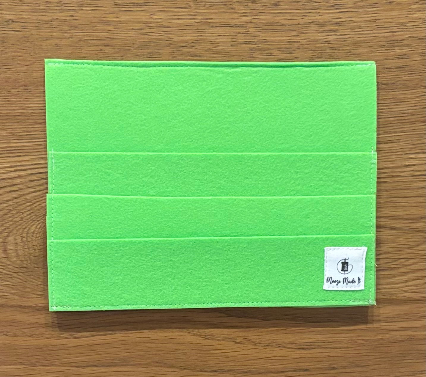 Helping Hand Card Holder