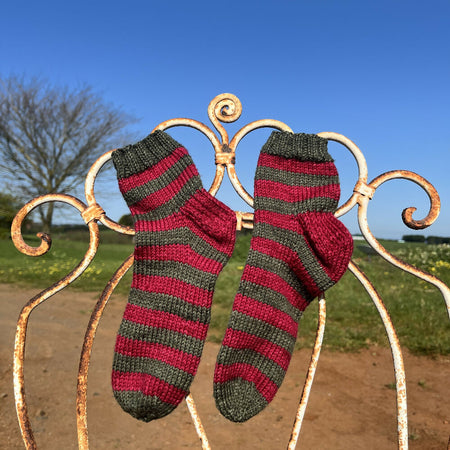 Kids hand knit Christmas stripe socks