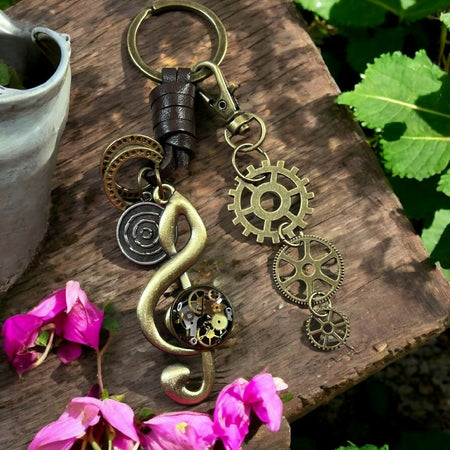 Steampunk treble clef watch pieces keyring