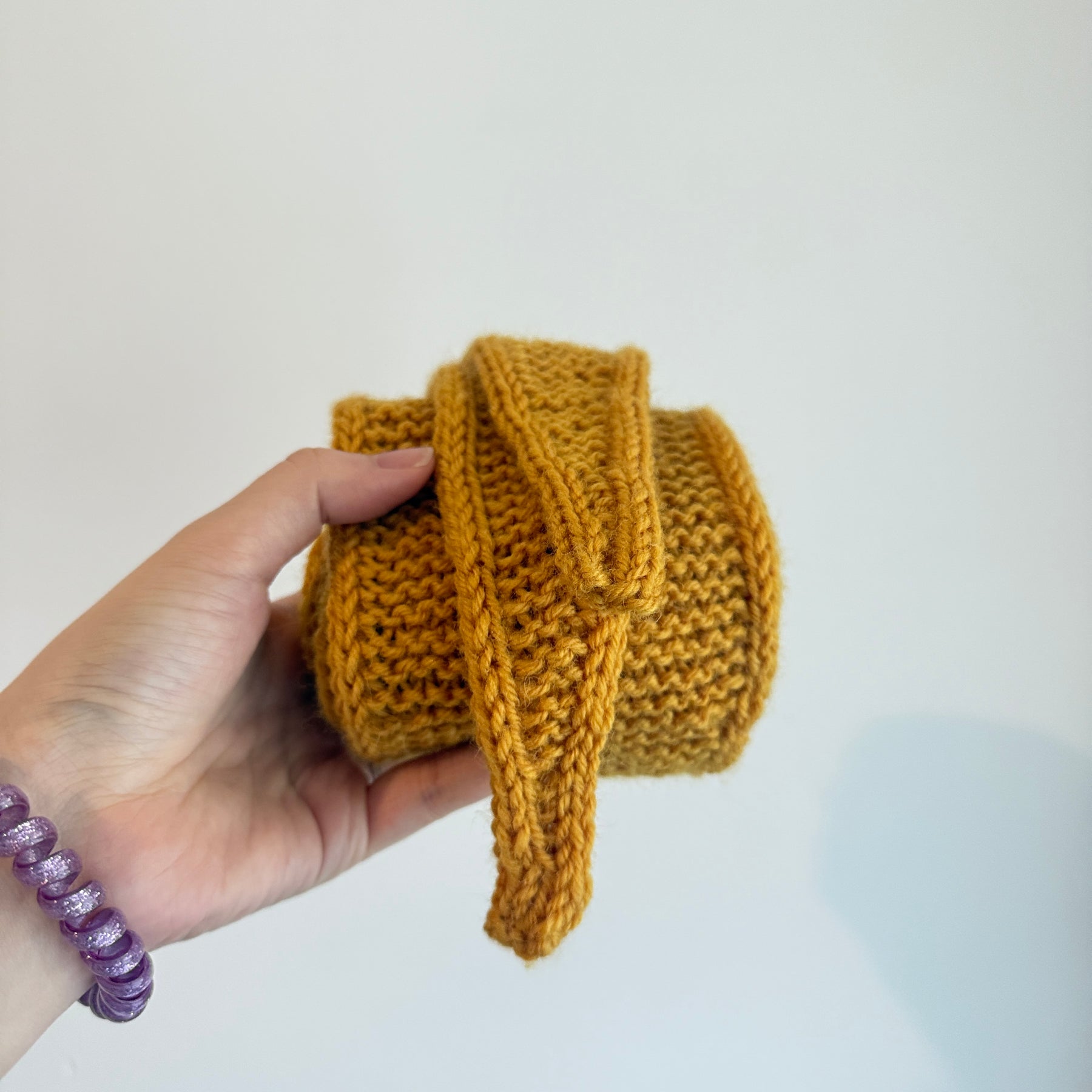 Knitted sophie scarf in mustard yellow