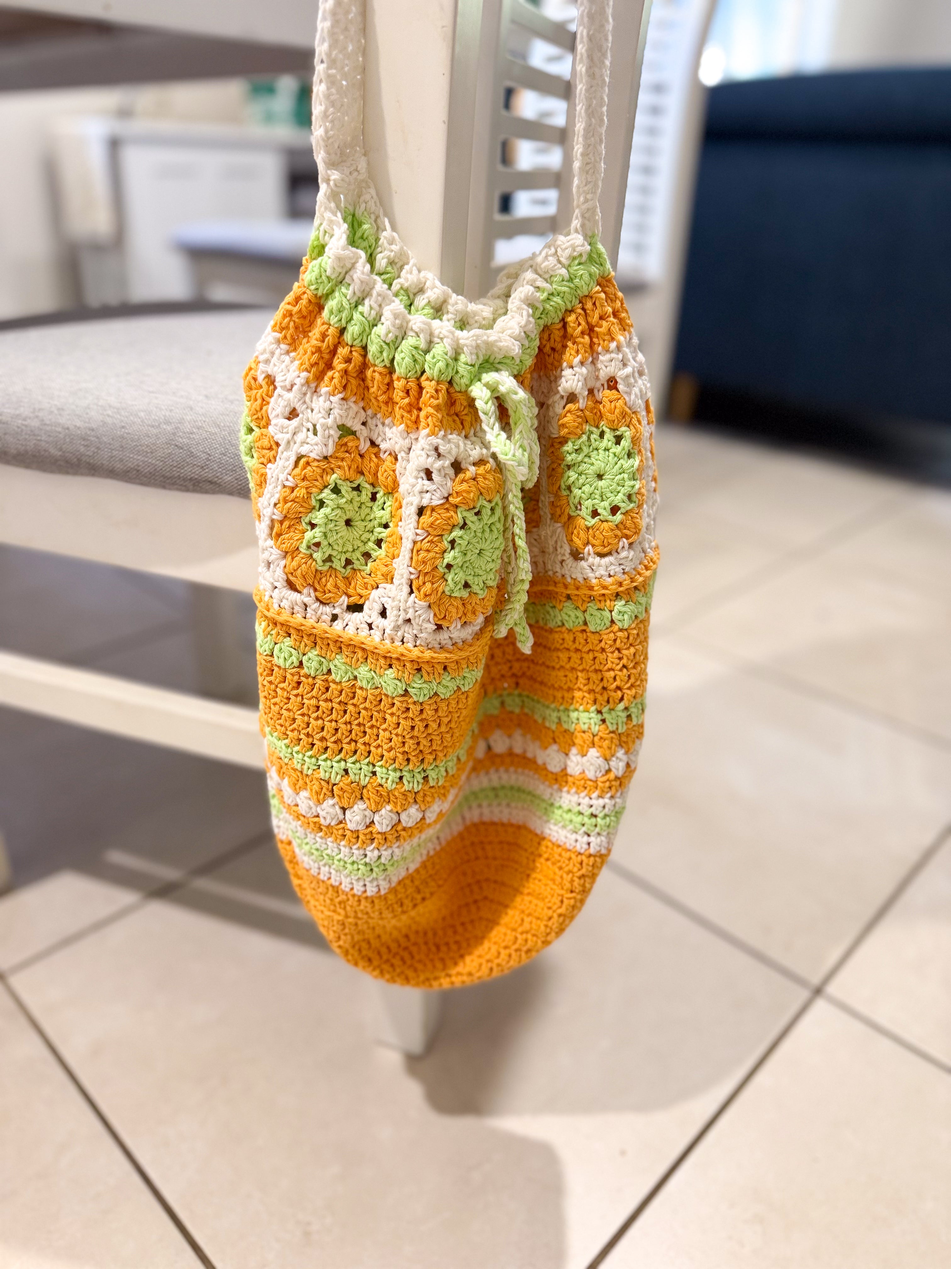 #076 Drawstring Hold All Bag