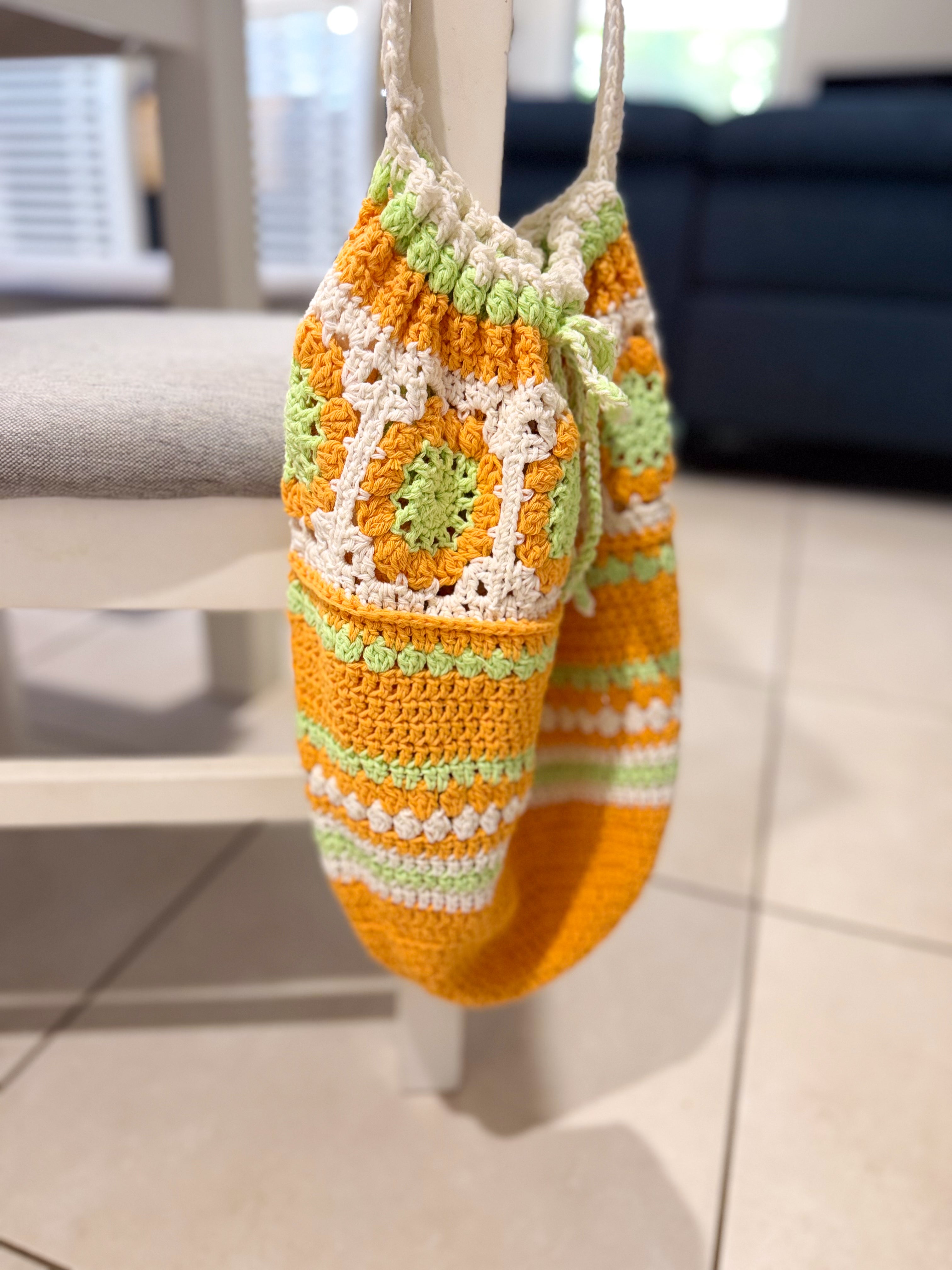 #076 Drawstring Hold All Bag