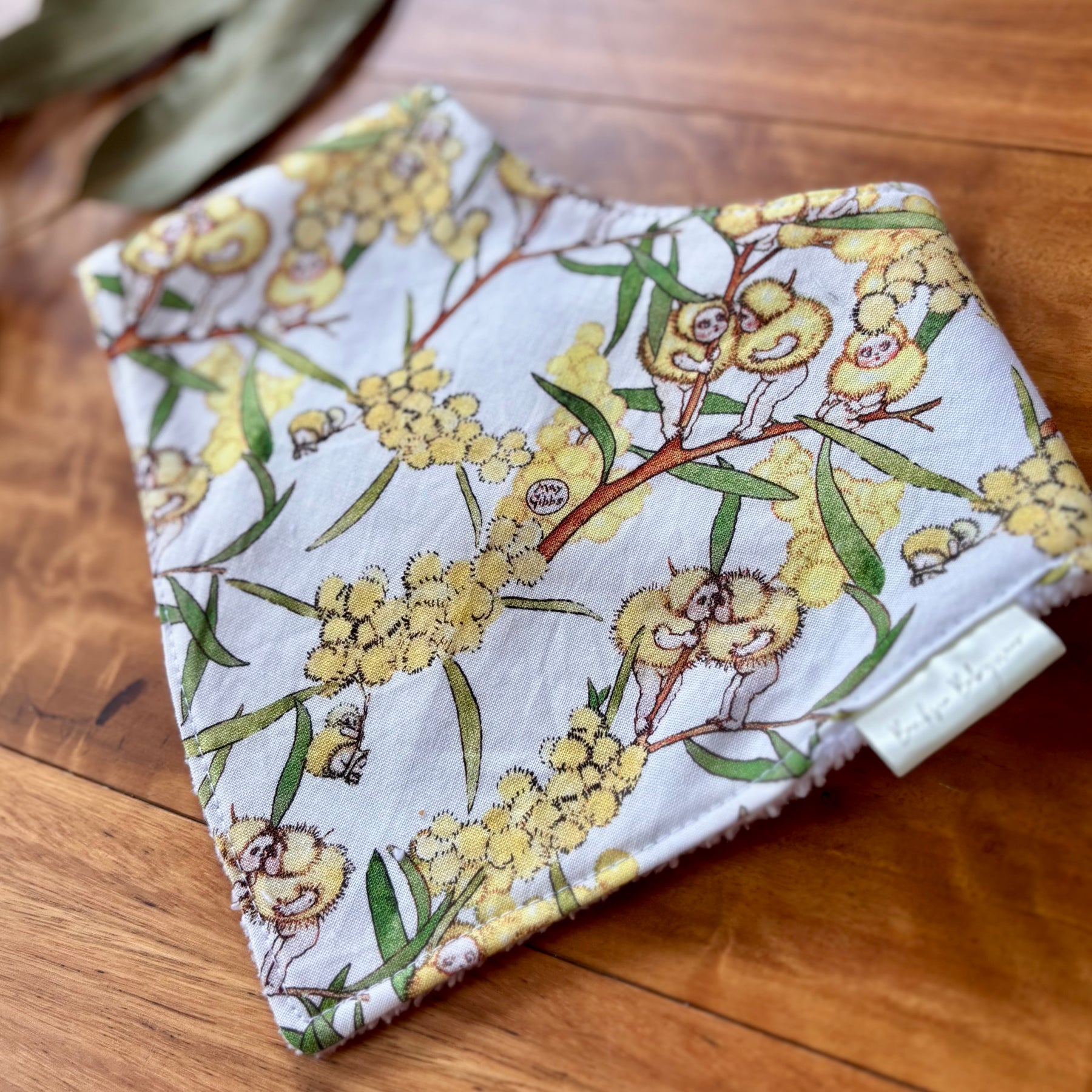 Baby Bib and Burp Cloth Set - Wattle Babies May Gibbs