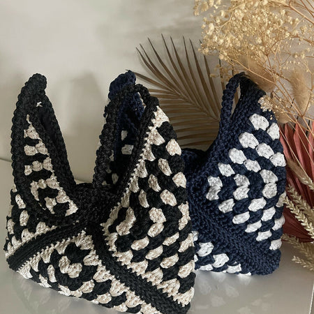 Handmade Crochet Shoulder Bag – Linen Lined, Navy/White