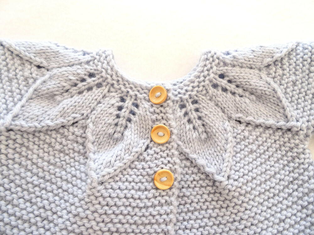 Leaf cardigan close up