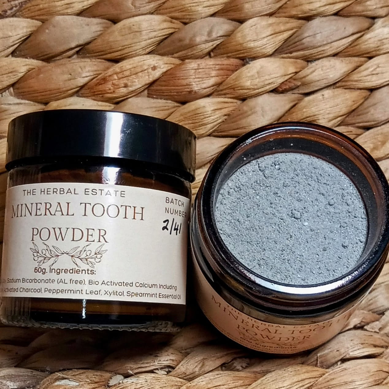 Mineral Tooth Powder. Fluoride free. Formulated with Hydroxyapatite and natural minerals. 50g or 100g.