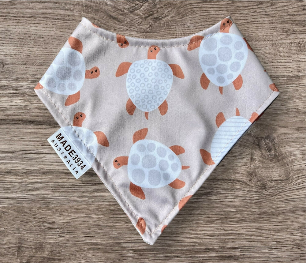 Bandana Style Waterproof Bib - Turtle