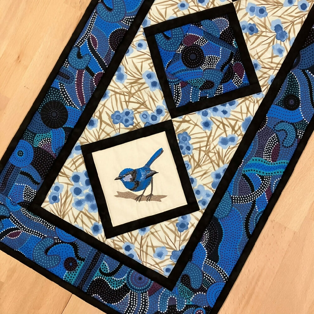 table-runner-handmade-Australian-native-blue-wren_6