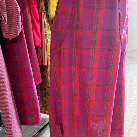 gorgeous red and pink check linen skirt - medium 10-12 - violetclothing - free postage