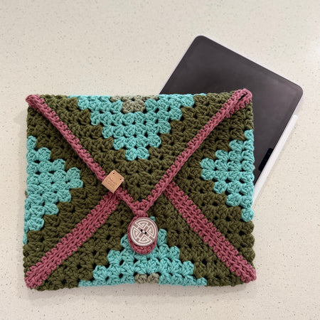 #108 Ipad or Tablet Case