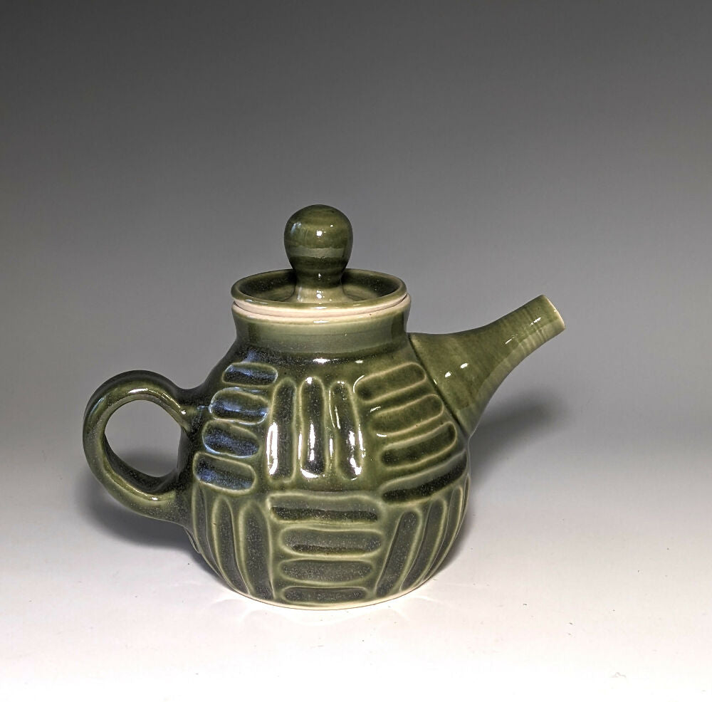 Facetted green tea set