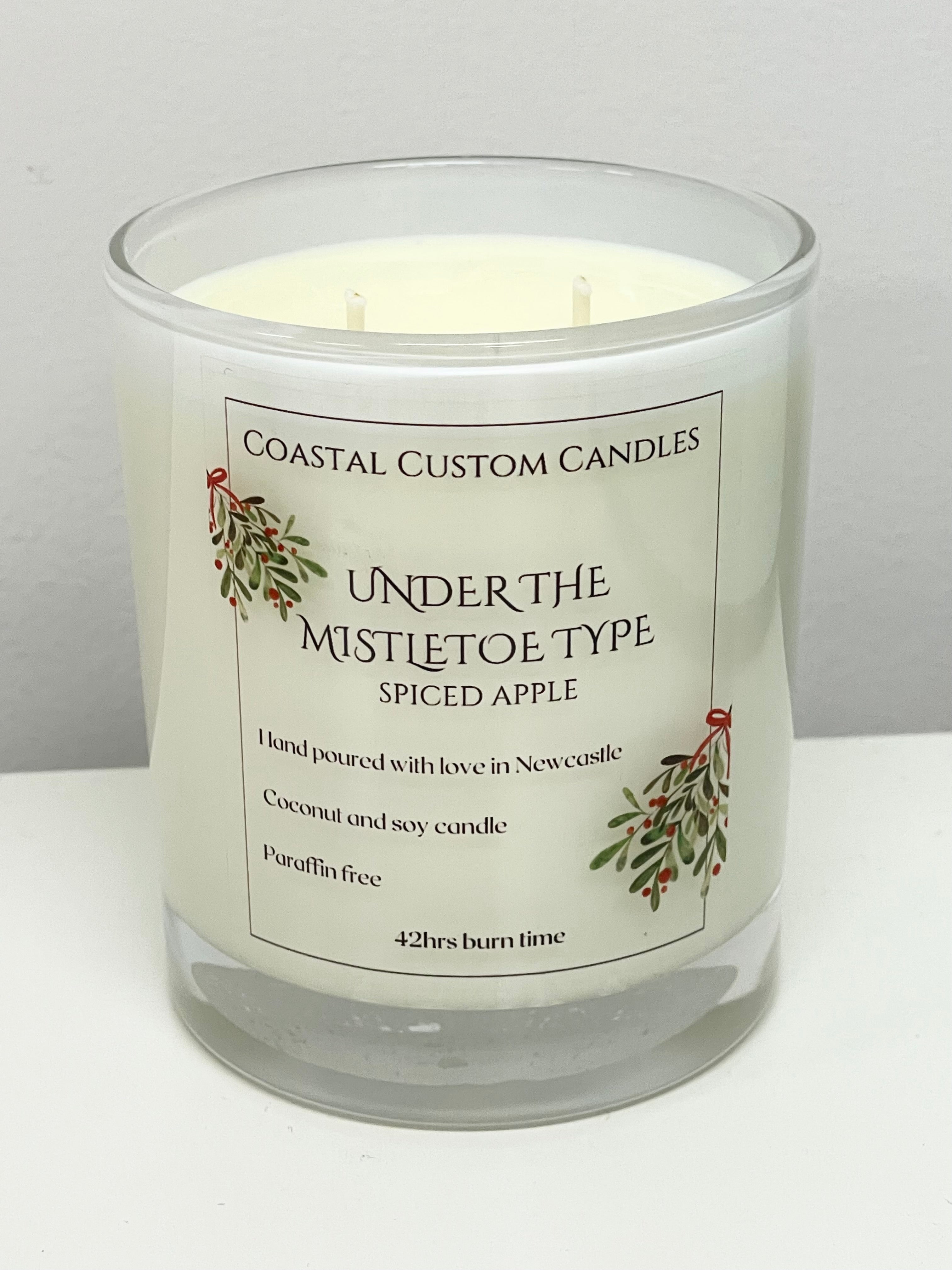 Spiced Apple (Under the mistletoe type) Candle