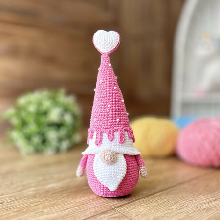 Crochet | Valentine | Love | Gnome | 23cm | Ready to Ship