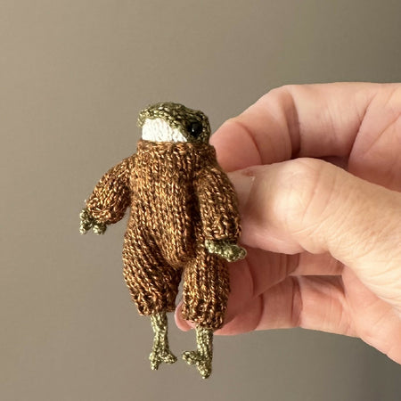 Handmade Poseable Little Froglet Figurine Collectible Gift
