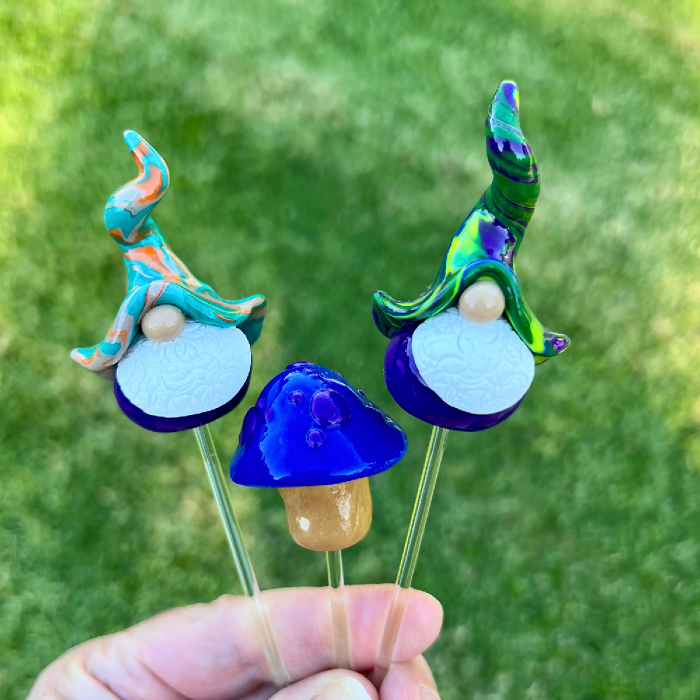 Egil-Kelby-gnomes-toadstool