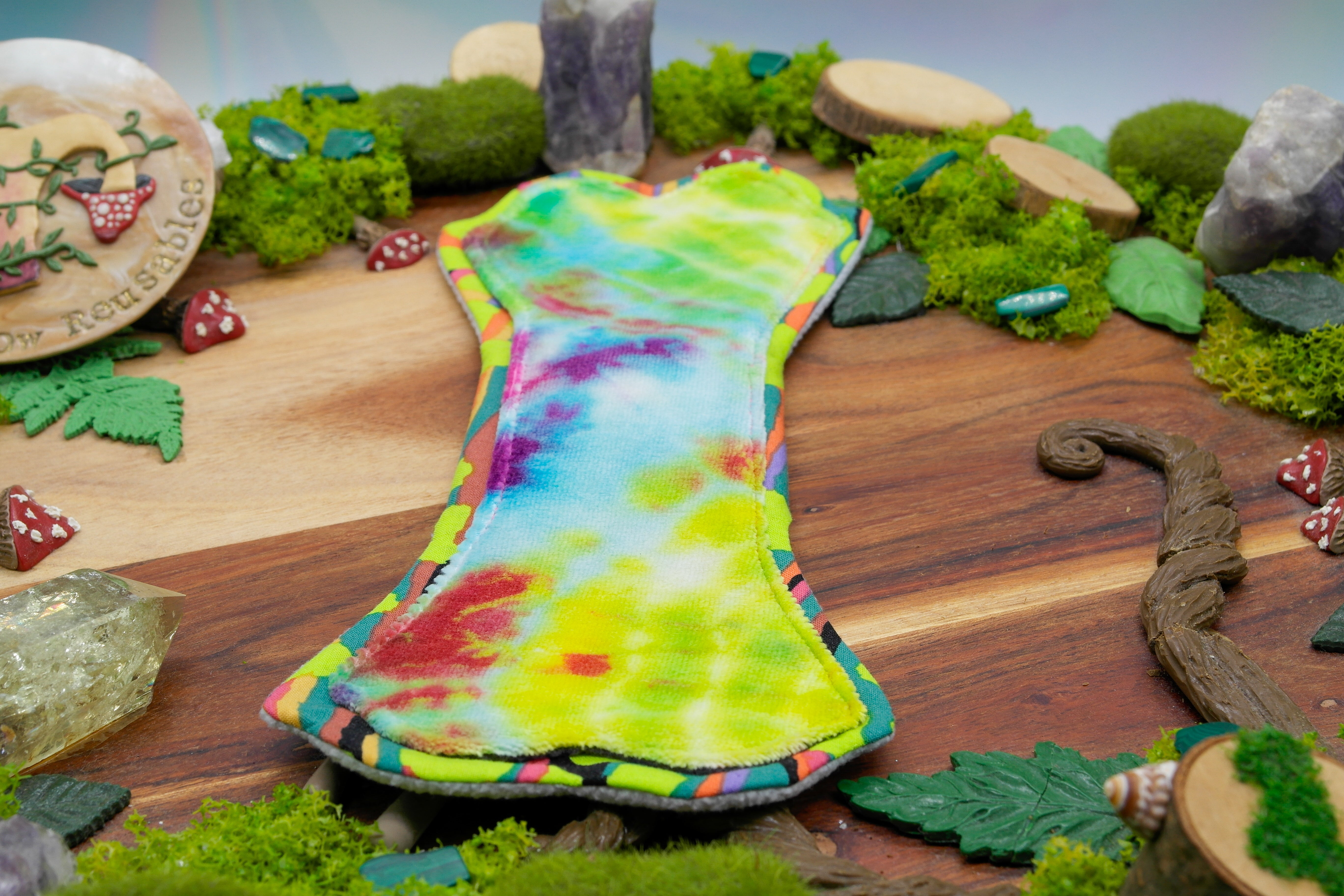 Soft Reusable cloth pad 10" Moderate (LOA) - colour explosion