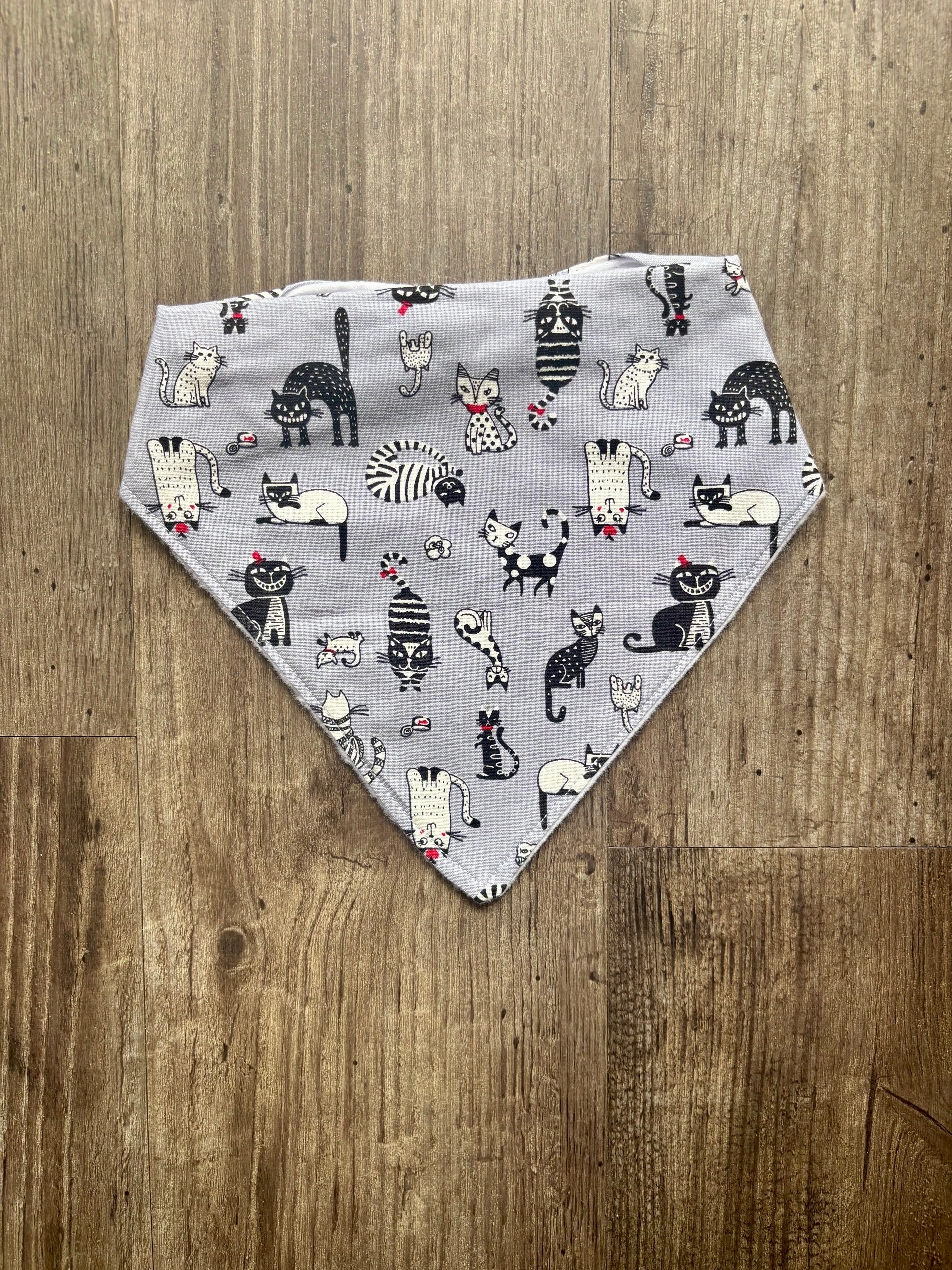 Bandana Bib Cats