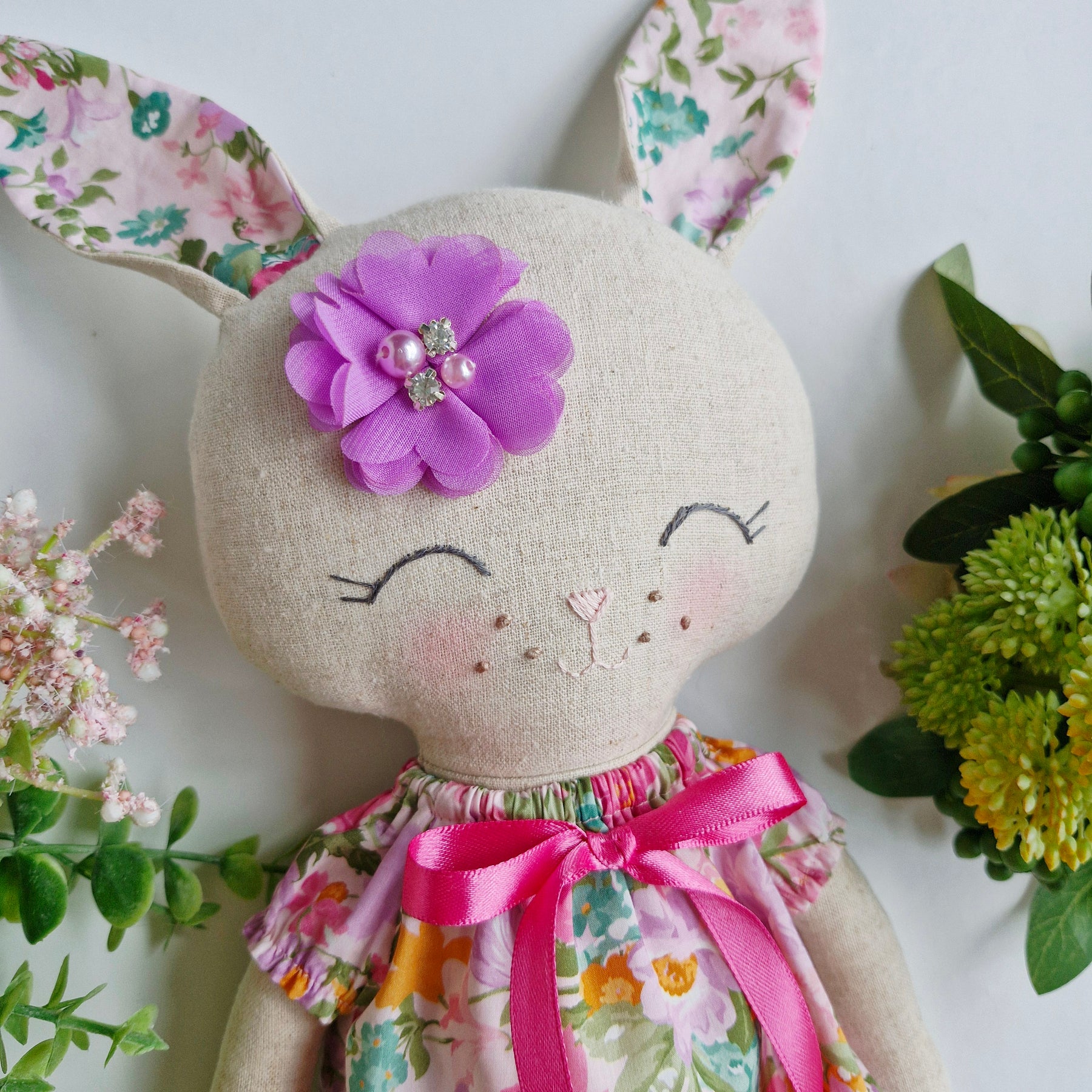 Ruby Rabbit - Bridgerton Pink