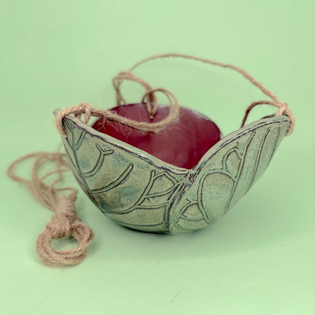 Ceramic dome hanging pot – leaves