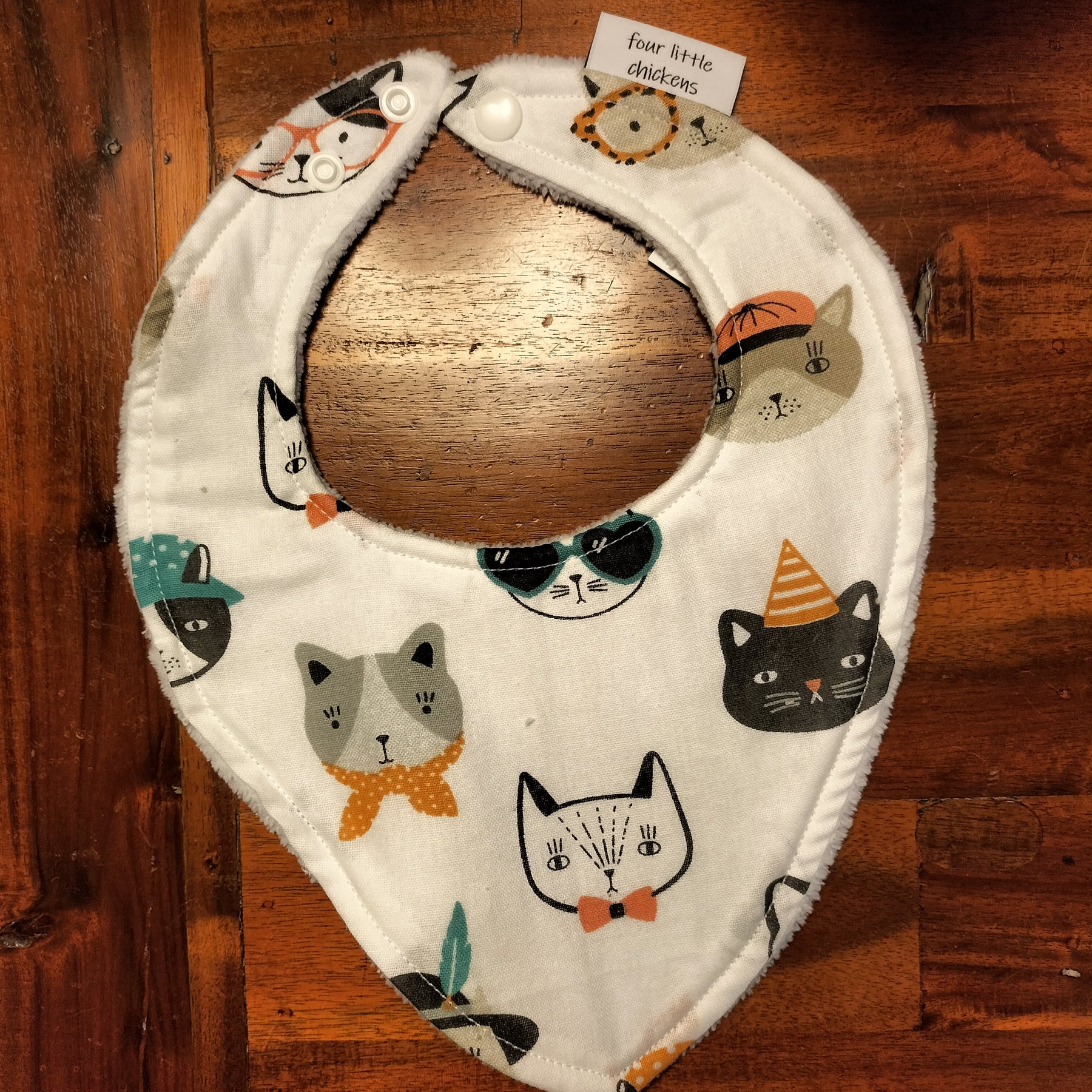 GROOVY CAT BIB