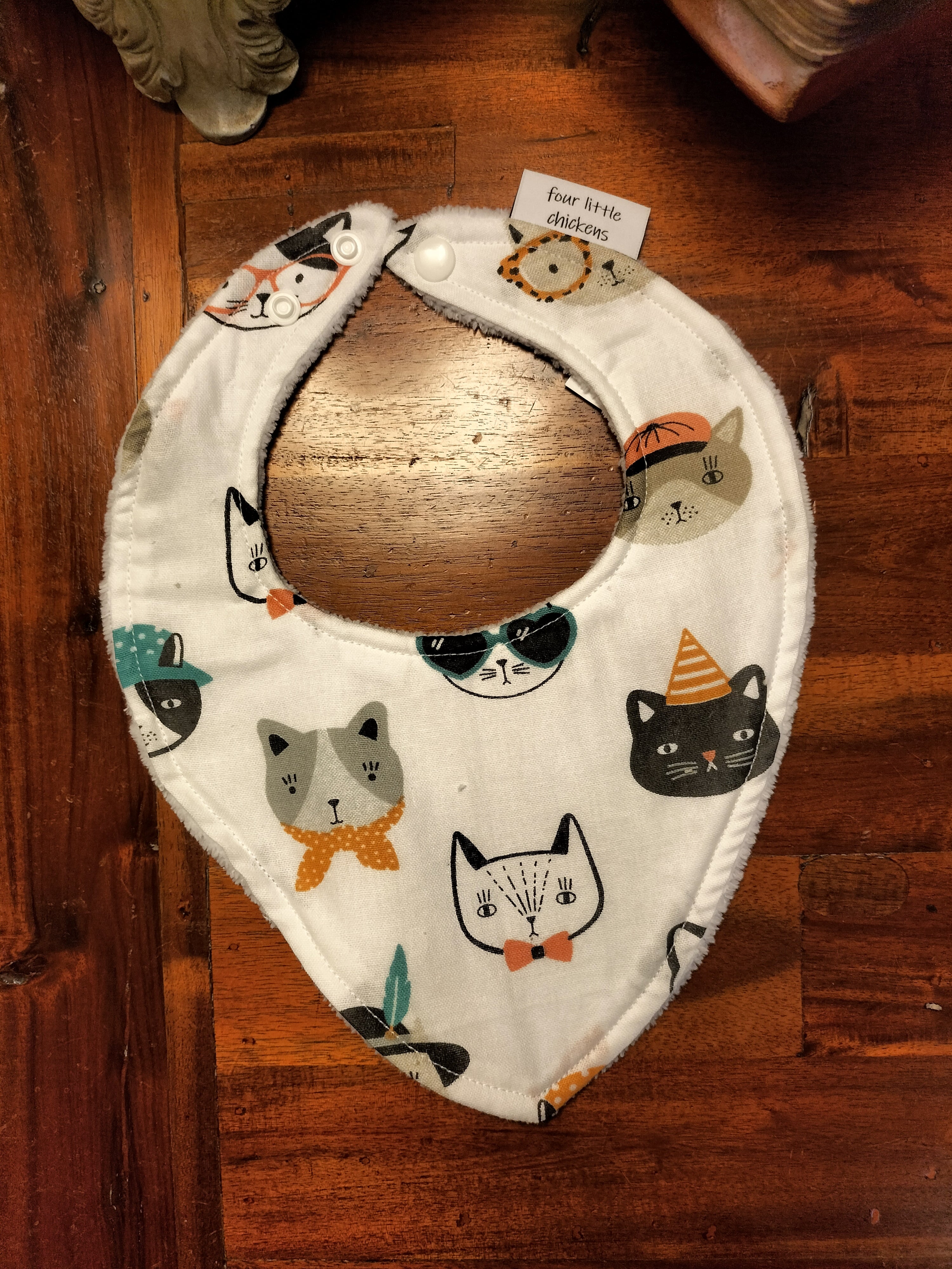GROOVY CAT BIB