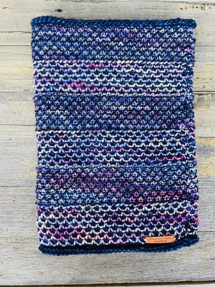 Coldstream Cowl Pattern 2023 Mecha Paris Night & Glaze flat
