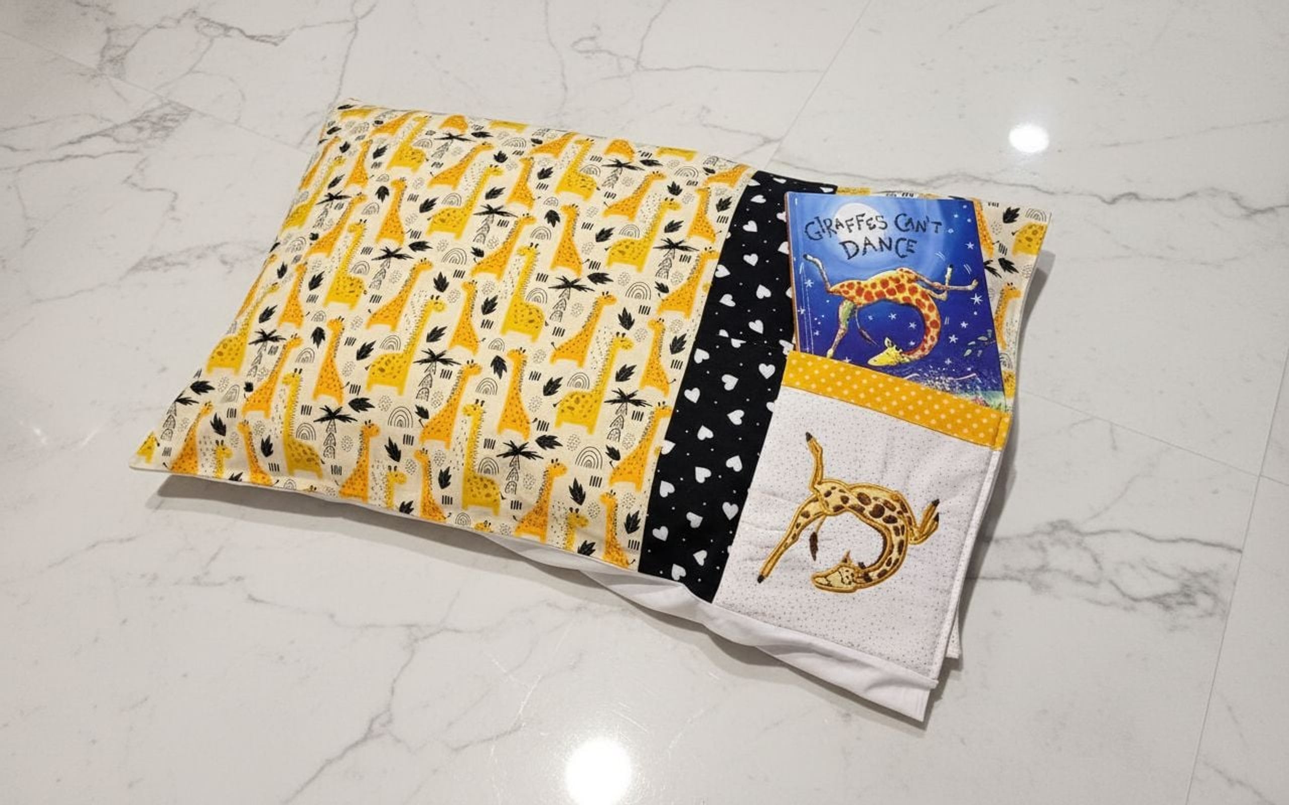 Giraffes Can't Dance Quilt Set
