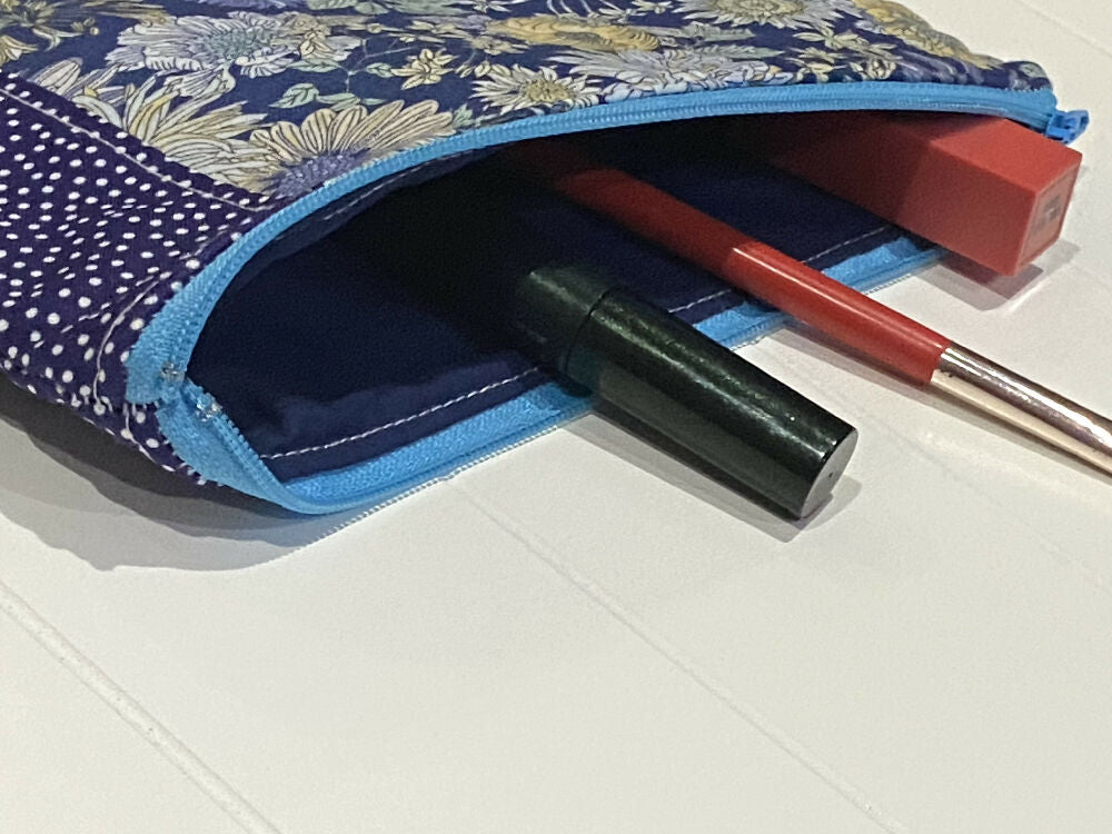 Beautiful blue flowers purse