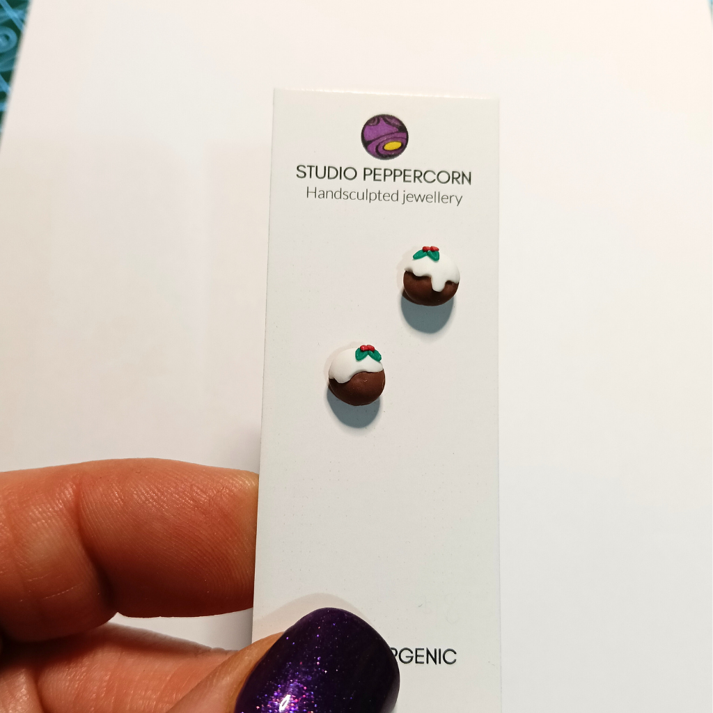 Christmas pudding stud earrings