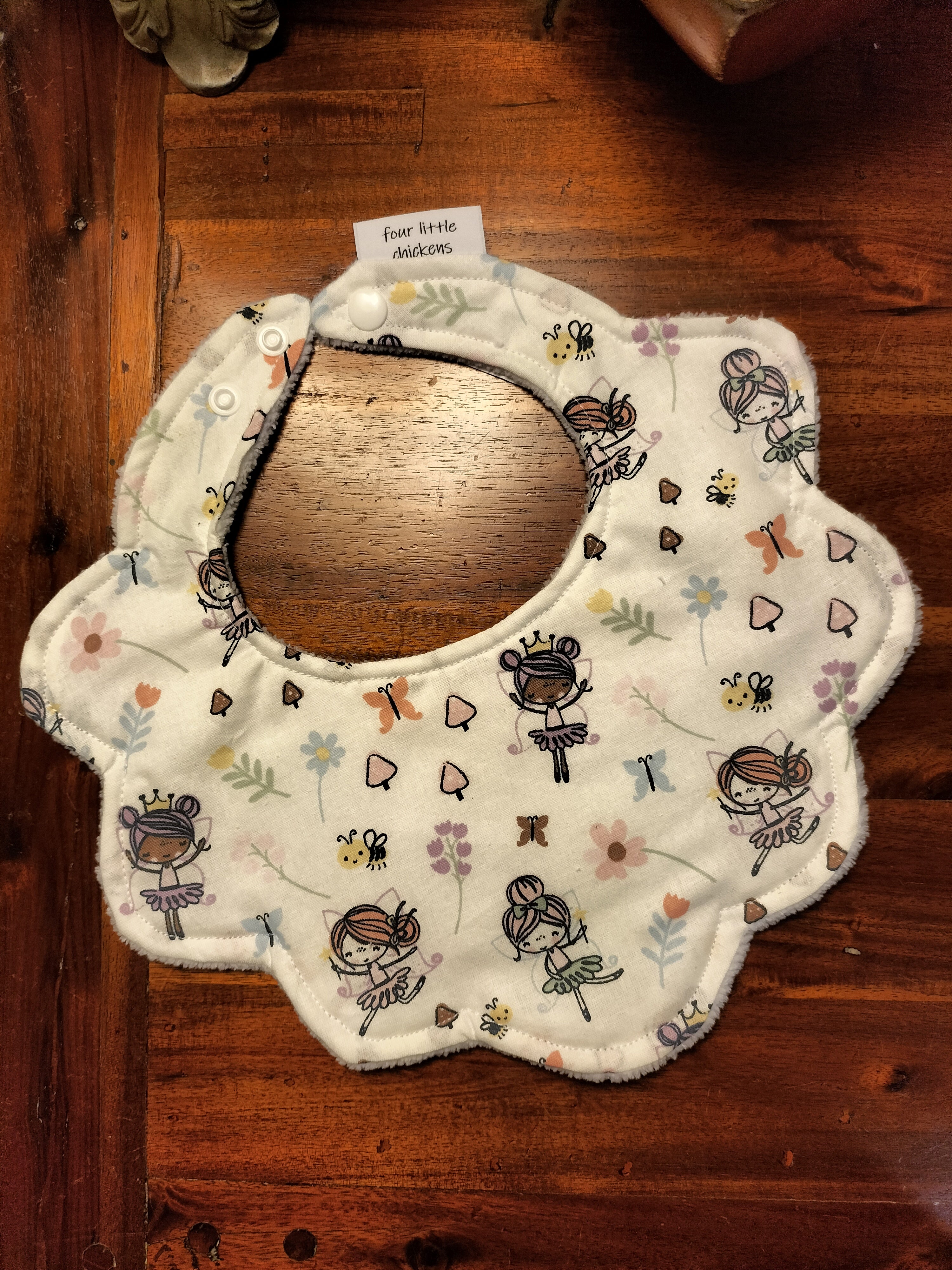 SCALLOPED BALLERINA BIB
