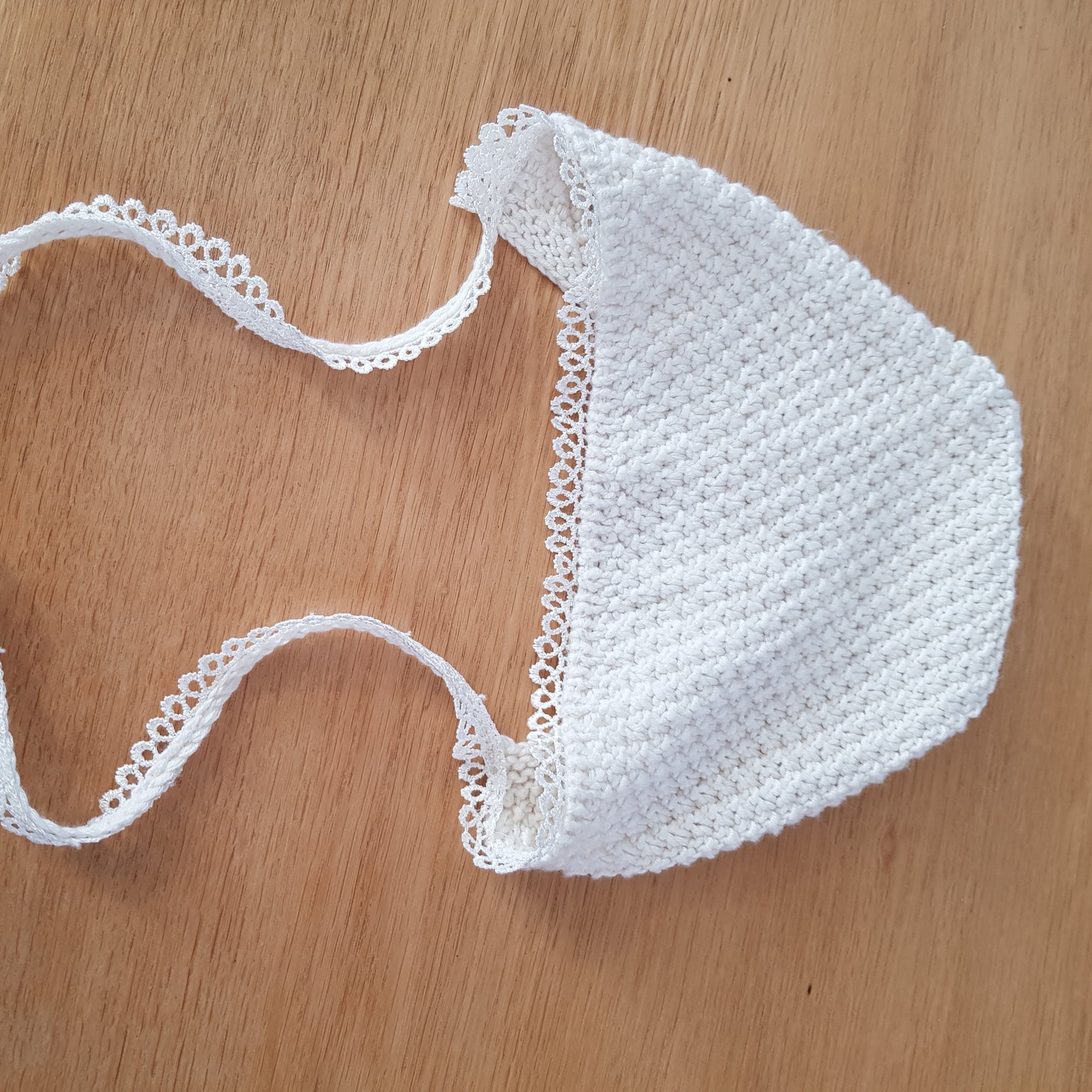Baby Bonnet Handknitted in soft bamboo-cotton yarn for sensitive skin