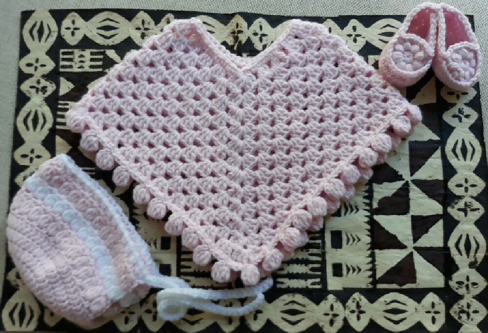 Newborn Snuggle-Uggle Poncho Set