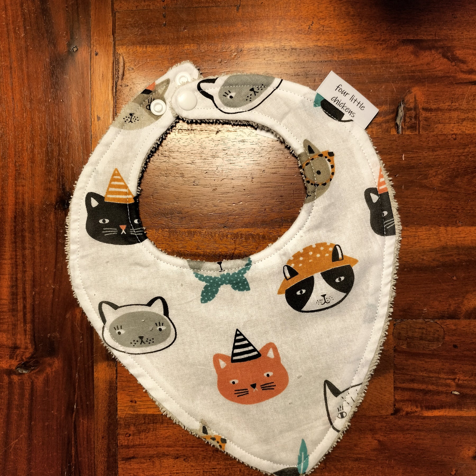 GROOVY CATS BIB