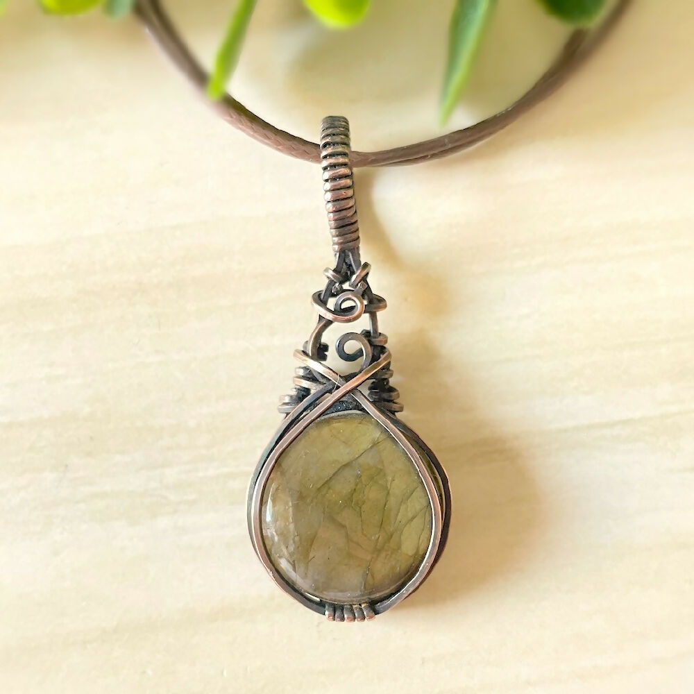 Beautiful 53x20mm Wire-Wrapped Labradorite Pendant