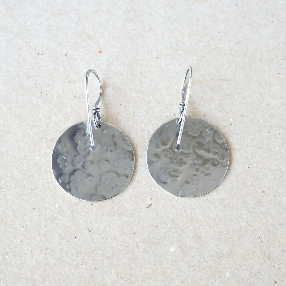 EMS06216_06_EthicalSterlingSilverMediumFullMoonEarrings