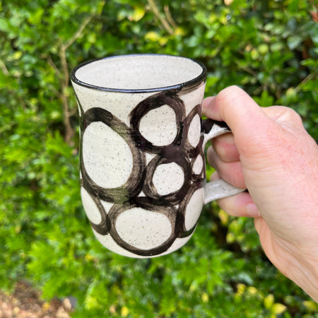 Comfortable Handcrafted Stoneware Mug – Modern Circle Pattern